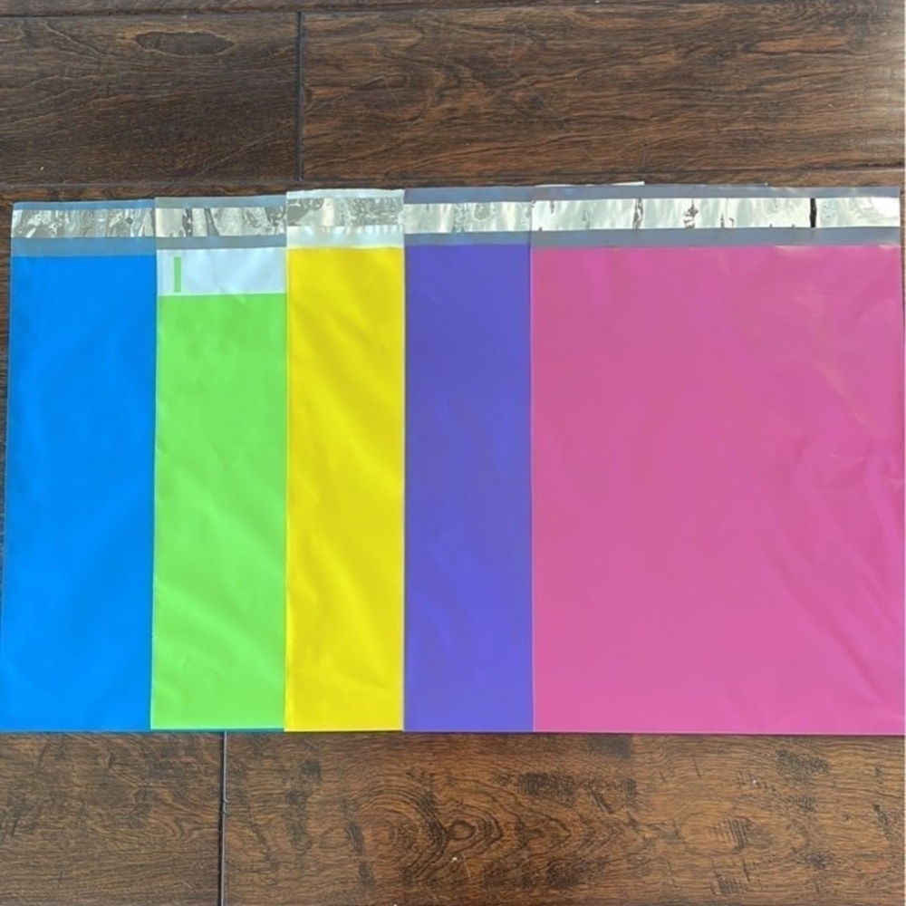 40 Pack - 10x13” Mixed Colors Poly Mailers